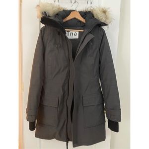 Aritiza TNA Bancroft down jacket